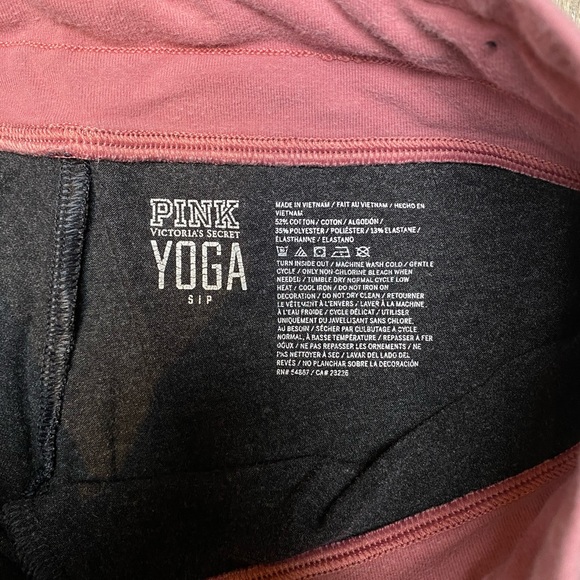 Pink yoga pants - small - Picture 4 of 4